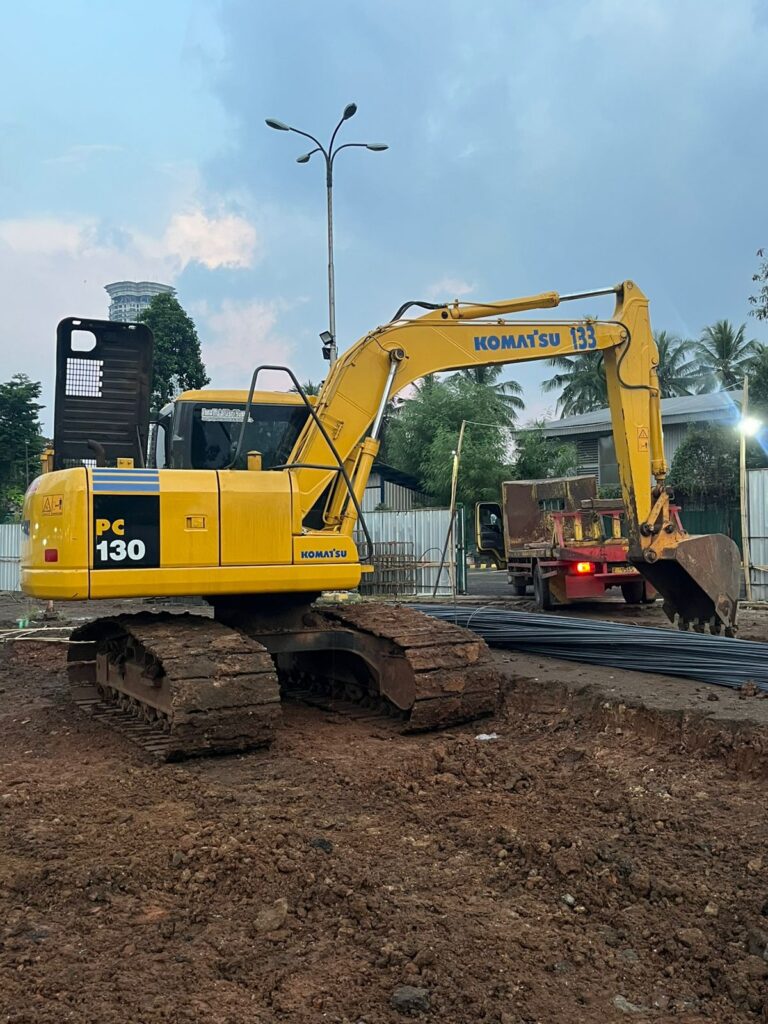 Sewa Excavator PC 130 Bogor Murah 24 Jam Ready untuk Proyek Konstruksi Besar