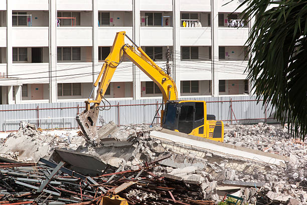 Excavator PC75 Breaker untuk Pembongkaran Beton, Aspal, dan Batu