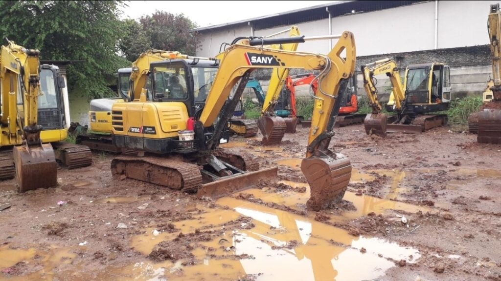Rahasia Sewa Excavator: Cara Tekan Biaya Proyek Tanpa Turun Kualitas